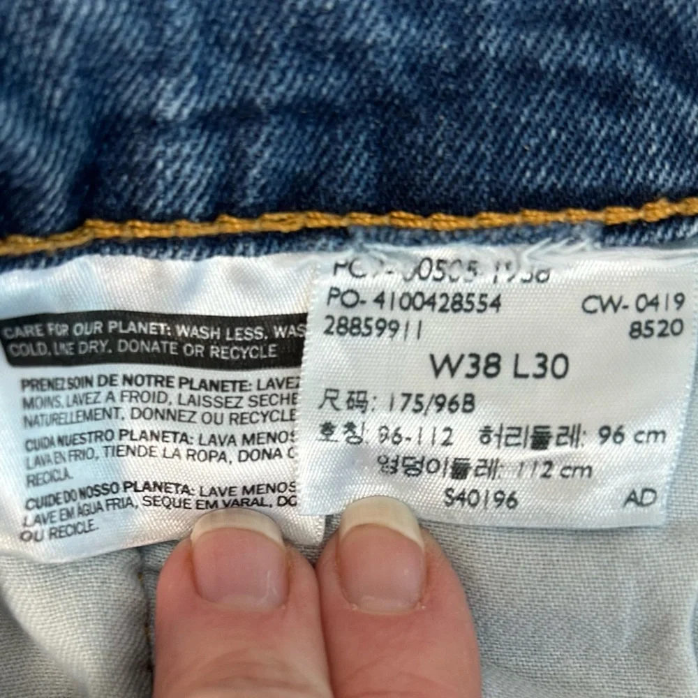 Levi’s Men's 505 Straight Regular Fit Men’s Denim Jeans Size 38x30‎